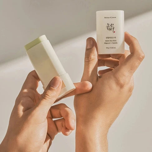 Beauty Of Joseon - Matte Sun Stick: Mugwort+Camelia SP50++ 18g